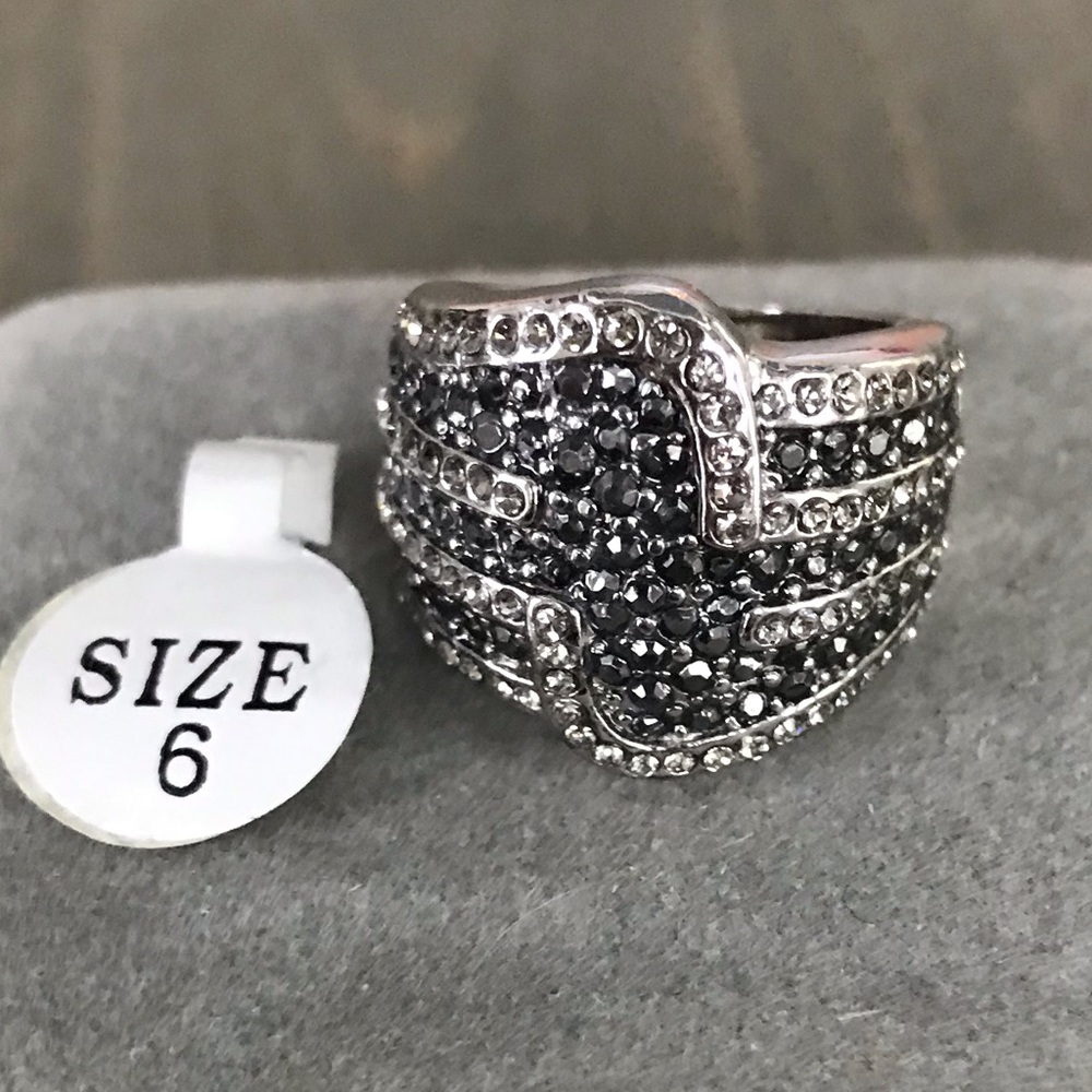 Lia Sophia silver crystal ring